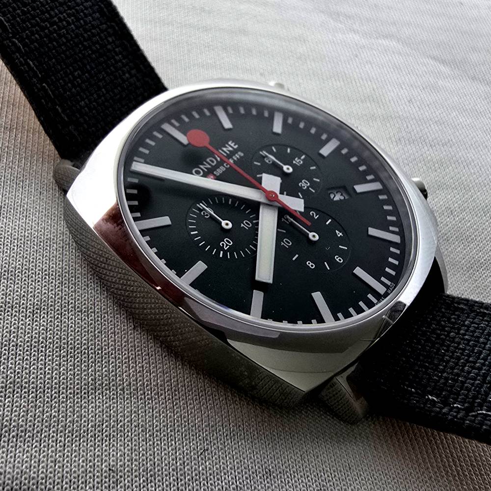 Mondaine Grand Cushion Chronograph 41 mm – Esfera Verde - Imagen 10