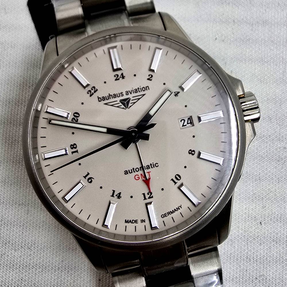 Bauhaus Aviation Titanium Date GMT 2868M-5 - Imagen 13