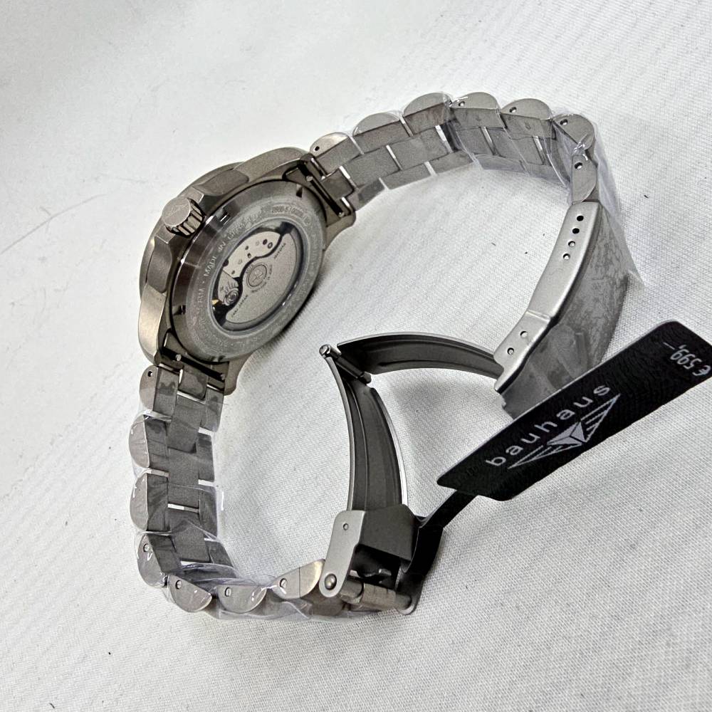 Bauhaus Aviation Titanium Date GMT 2868M-5 - Imagen 7