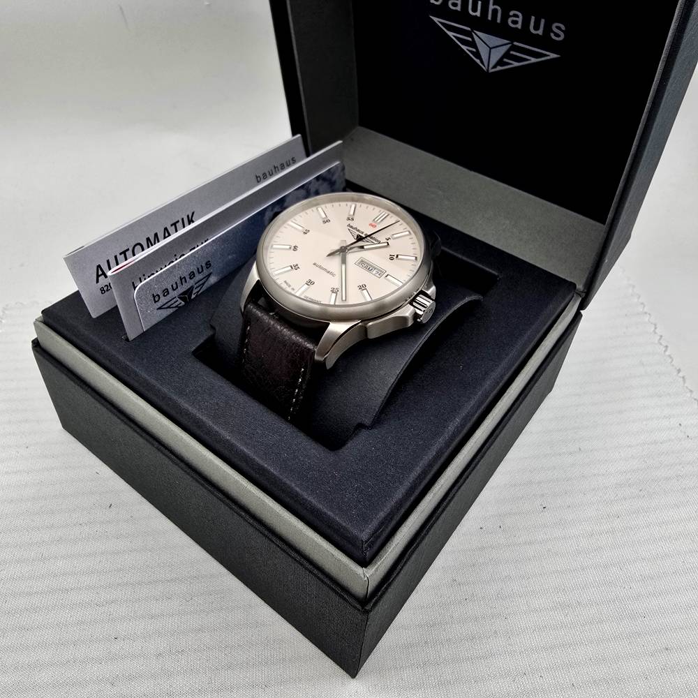 Bauhaus Aviation Titanium Day-Date 2866-5 - Imagen 3