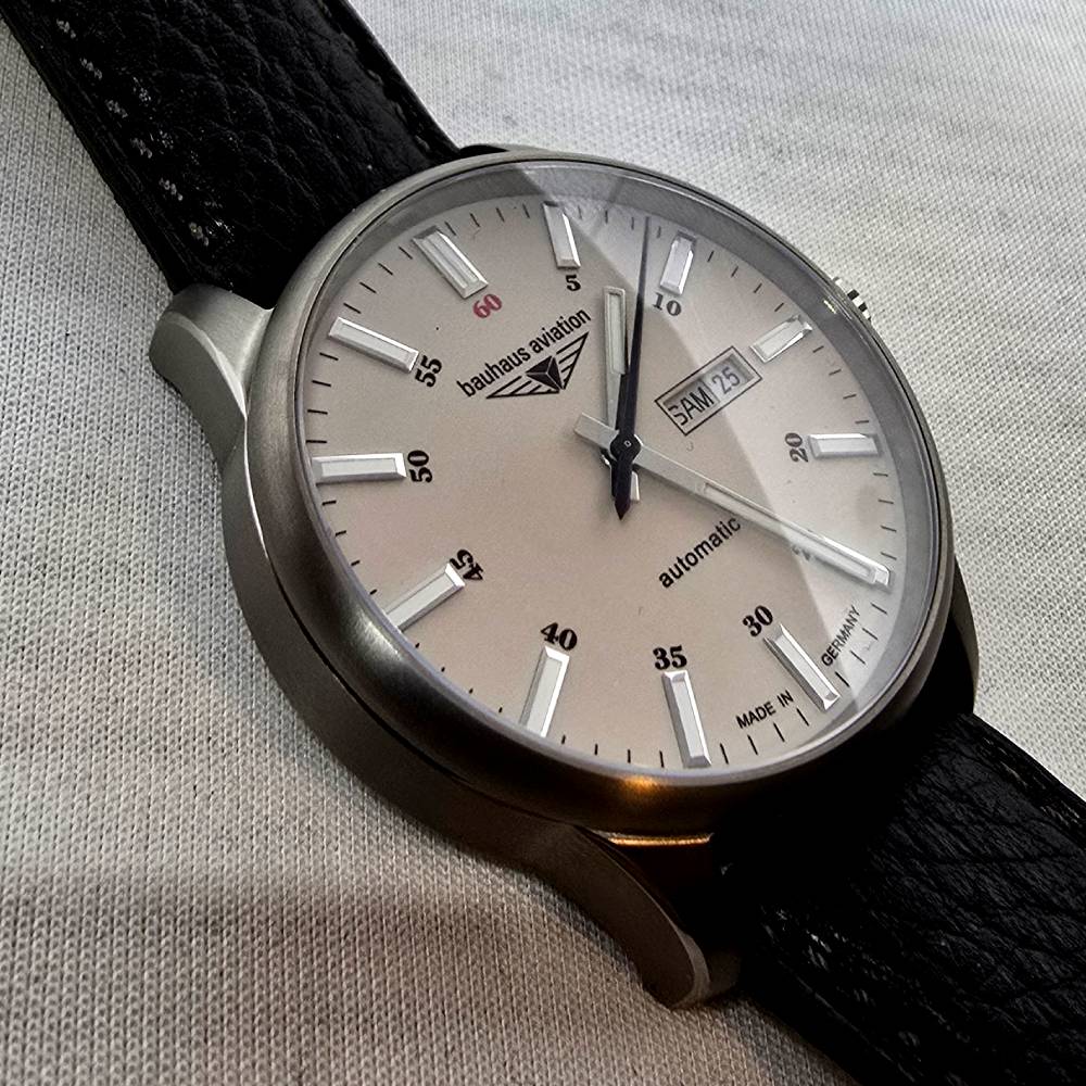 Bauhaus Aviation Titanium Day-Date 2866-5 - Imagen 10