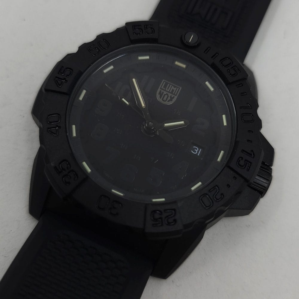 Luminox Navy SEAL All Black 200 m - Imagen 13