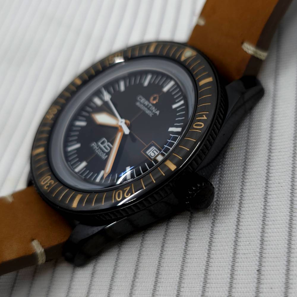 Certina DS PH200M Automático 43 mm – Esfera Negra - Imagen 12