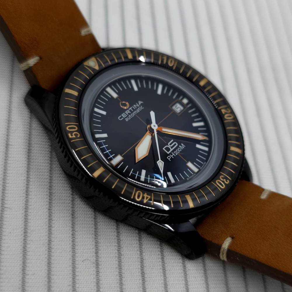 Certina DS PH200M Automático 43 mm – Esfera Negra - Imagen 11