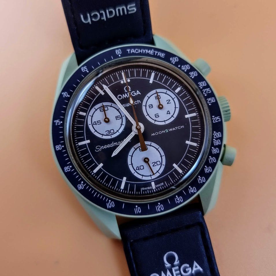 OMEGA x SWATCH “Mission On Earth” SO33G100 - Imagen 14