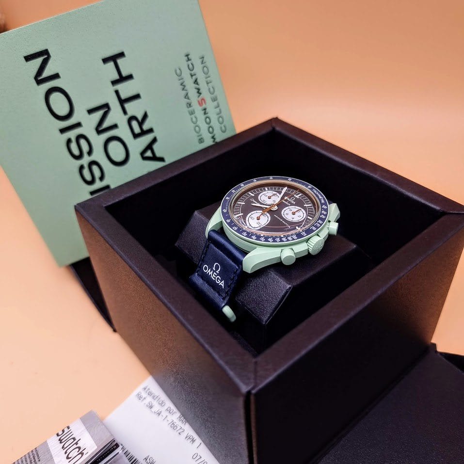 OMEGA x SWATCH “Mission On Earth” SO33G100 - Imagen 3