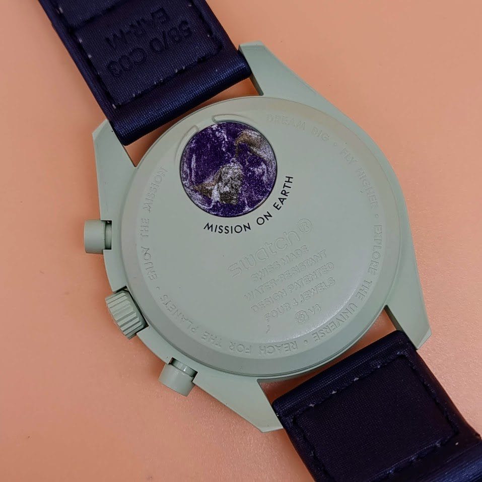 OMEGA x SWATCH “Mission On Earth” SO33G100 - Imagen 7
