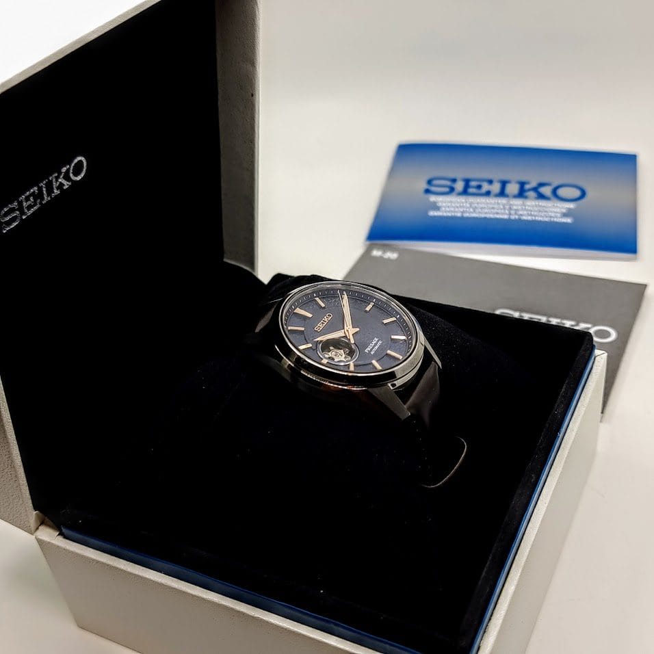 Seiko Presage Sharp Edged ‘Midnight’ Open SPB311J1 - Imagen 3