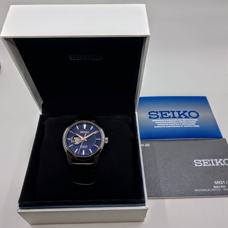 Seiko Presage Sharp Edged ‘Midnight’ Open SPB311J1 - Imagen 2